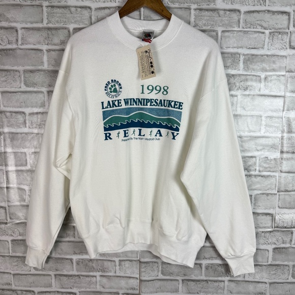 LAKE WINNIPESAUKEE Relay Vtg 90s Fruit of the Loom Graphic Sweatshirt Size LARGE - Picture 1 of 7